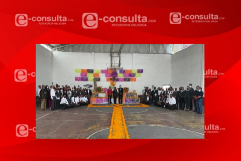 Panotla concursa con ofrenda en honor al ingeniero naval Esteban Justo Minor
