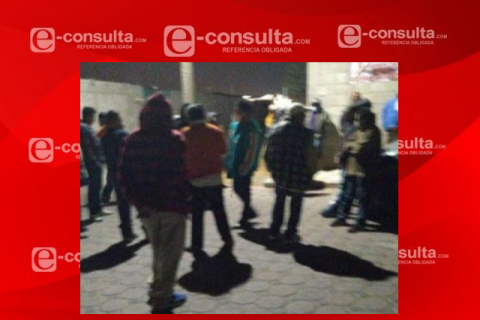 Tlaltelulco tierra sin ley; pobladores hacen guardias para impedir sanitización