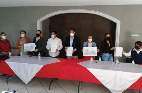 Jesús Herrera refrenda convenio para garantizar continuidad de transporte AME