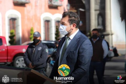 Reconoce edil de Huamantla a trabajadores de la salud