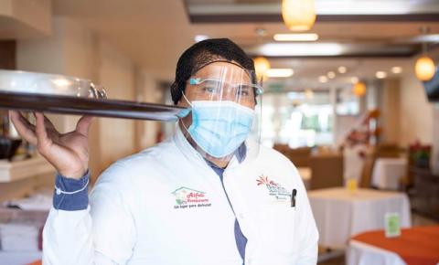 Reciben resultados de medición de competitividad para empresas turísticas