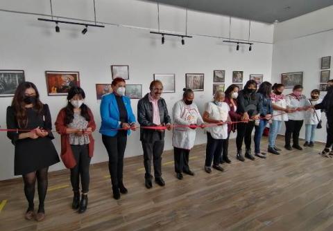 Tomás Orea inaugura la exposición fotográfica “Pan con Helado”