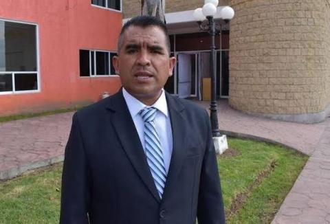 Al varguitas de Coaxomulco lo tachan de gandalla y prepotente