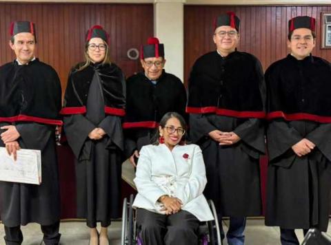 Diputada Gabriela Hernández recibe Doctorado con Mención Honorífica por la UATx