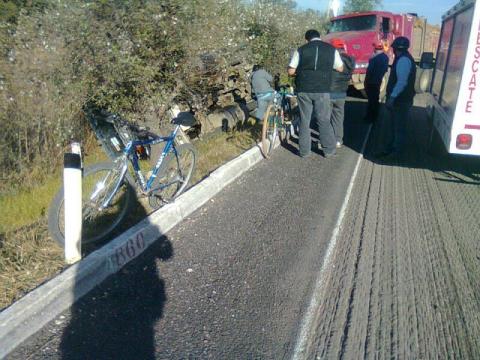 Deja un muerto falta accidente en autopista Tlaxcala – San Martín imagen 2