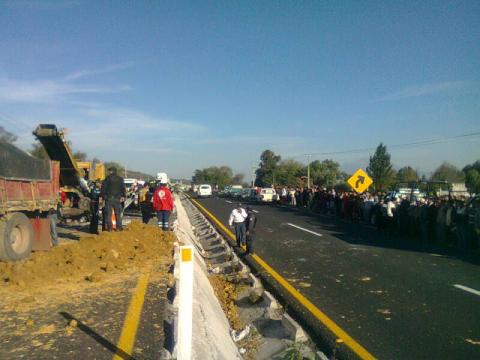 Deja un muerto falta accidente en autopista Tlaxcala – San Martín imagen 5