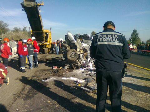 Deja un muerto falta accidente en autopista Tlaxcala – San Martín imagen 4