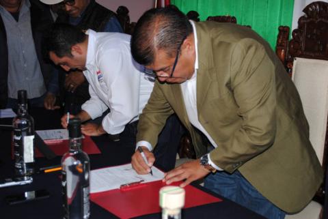 Los productores del Maguey tendrán el apoyo legal y fiscal: alcalde imagen 2