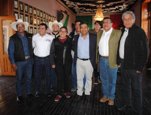 Los productores del Maguey tendrán el apoyo legal y fiscal: alcalde imagen 3