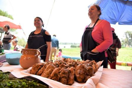Realizan festival del chile en nogada en Acuitlapilco imagen 1