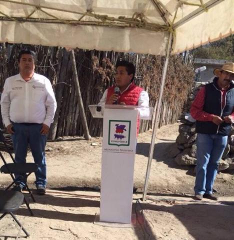 Trabajo conjunto en favor de los sectores más vulnerables en Tequexquitla imagen 1