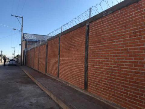 MACY impulsa la educación en la primaria Bimi Manandi con una barda perimetral imagen 4