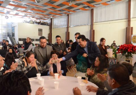 Tienen celebración guadalupana alcalde y trabajadores del “7 de Mayo” imagen 1