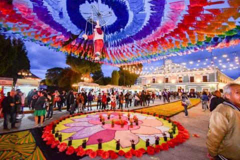 Va Huamantla a los “Terceros Premios Mágicos Por Excelencia” con su arte efímero imagen 2