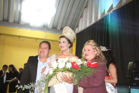 Carin Molina coronó a Verónica I como Reina de la Feria imagen 1