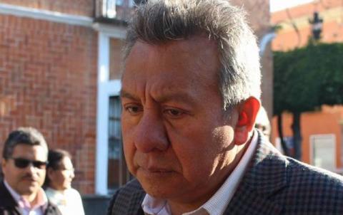 Tras 6 meses Amaro descubre que Ramírez es incompetente