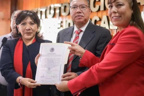 Anabell Ávalos se compromete a realizar un trabajo honesto desde el Senado
