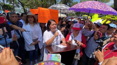 Ante el desinterés del gobierno estatal, se manifiestan miles de trabajadores de la salud imagen 2