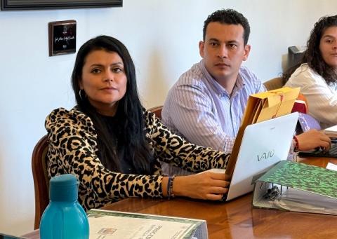 Se niega alcalde de Apetatitlán a invertir en salud y se burla de la gente