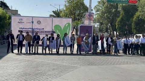 Pablo Badillo entrega equipo millonario a elementos de la policía de Apizaco imagen 1