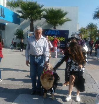 Une a la familia desfile de mascotas en Apizaco imagen 2