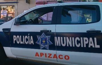 Frente a la casa del presidente se roban dos patrullas en Apizaco