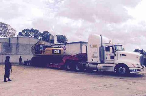 Recuperan policías de Apizaco tracto camión robado en Veracruz imagen 1