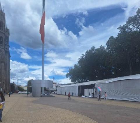 Decepcionados comerciantes establecidos de Apizaco con gobierno de Javier Rivera