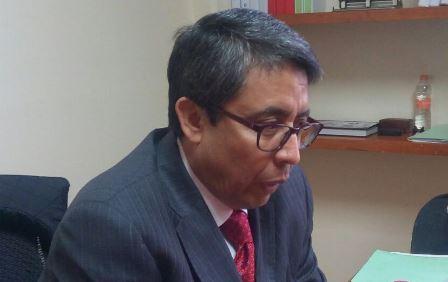 Amaga Arévalo con sancionar a diputados por faltistas