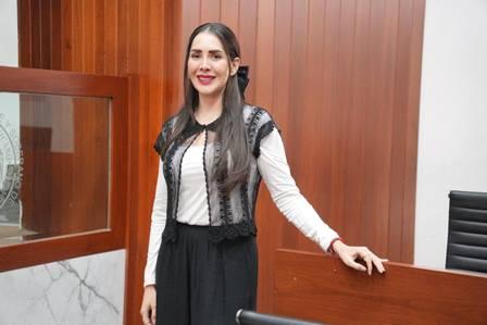 Oportunismo legislativo: Madai y Aurora traicionan a la comunidad LGBTIQ+