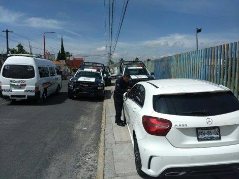 Recupera policía de Papalotla automóvil de lujo robado en Puebla