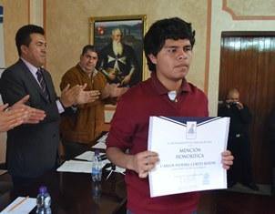 Otorga Ayuntamiento Mención Honorífica a Carlos Yeddiel Cortes imagen 1