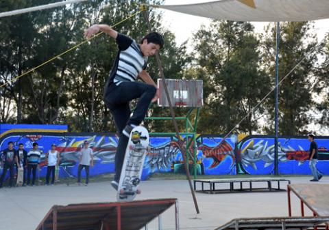 Promueven arte y deporte con al primer Festival de Skate y Graffiti imagen 1