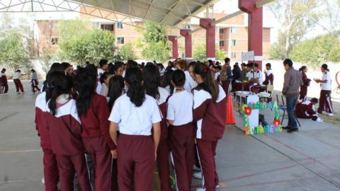 Realizó Apetatitlán la feria de prevención de adicciones imagen 2