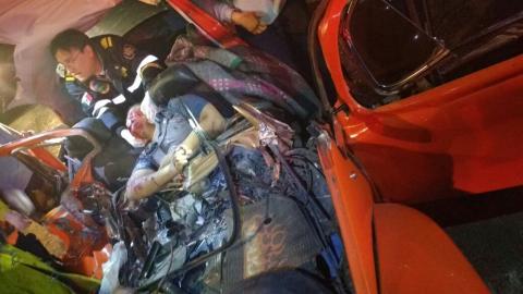 Se impacta contra camioneta de huehues y fallece imagen 3