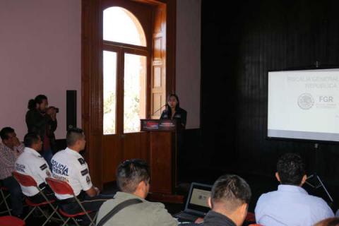FGR imparte conferencia en Calpulalpan, Tlaxcala imagen 5