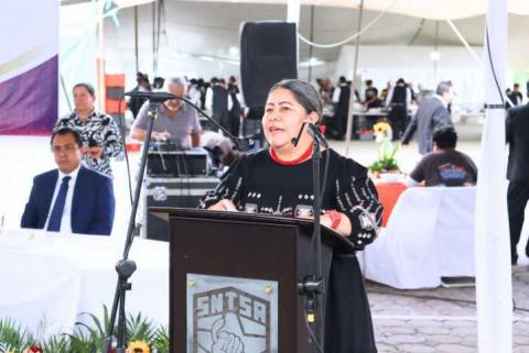 Blanca Águila reconoce voluntad del Estado para atender demandas sindicales imagen 1