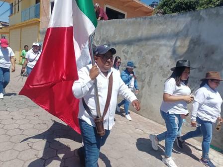 Pablo Ángulo presenta Bando Solemne en Tetlatlahuca para celebrar fiestas patrias