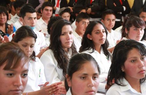 Mañana inicia proceso para obtener una beca del gobierno