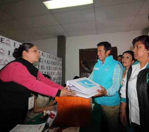 Se registra Bladimir Zainos y va por alcaldía de Tepeyanco imagen 1