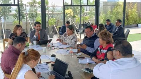 Blanca Águila Lima fortalece la gestión de derechos laborales en temas de escalafón, reingeniería de recursos humanos, vestuario y equipo imagen 1