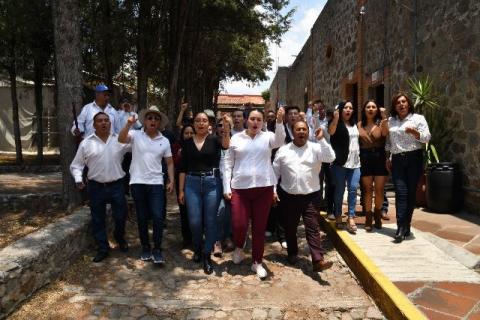 Registra Blanca Angulo su planilla ante la autoridad electoral