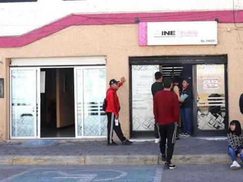 Ante alta afluencia, INE Tlaxcala instrumentó mecanismos para agilizar trámites