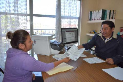 Ayuntamiento apoyó a estudiantes de escasos recursos con actas gratuitas imagen 3