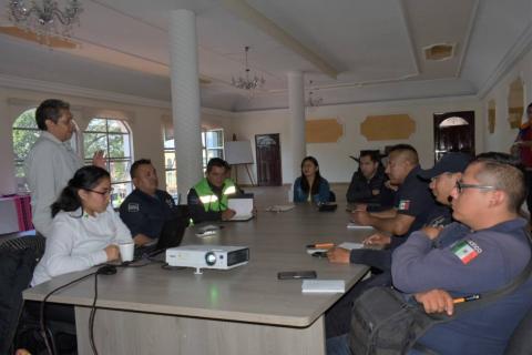 Ayuntamiento capacita a su policía en materia turística imagen 1