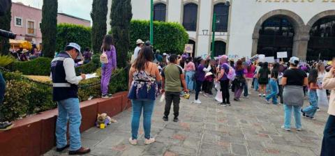 La CEDH observó actuación de autoridades durante la marcha del 8M imagen 8