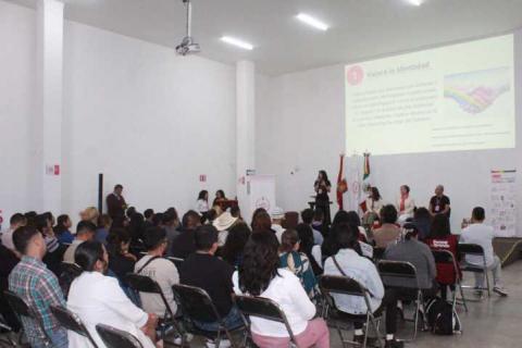 Elaboraron la CEDHT y “Nunca dejes de brillar A.C.” el Decálogo para el Buen trato de la población LGBT+ imagen 5
