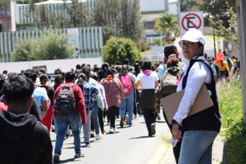 Continúa CEDH con acompañamiento a normalistas de Panotla durante marchas imagen 3