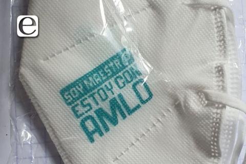 ¨Soy Maestro, Estoy con AMLO¨, uniforman con bósales a los del SNTE