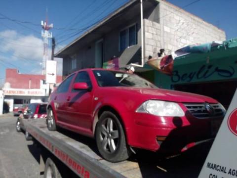 Policías municipales detiene a presuntos huachicoleros con 17 galones imagen 2